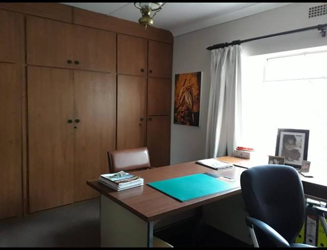 2 BEDROOM PROPERTY TO RENT IN MEADOWBROOK